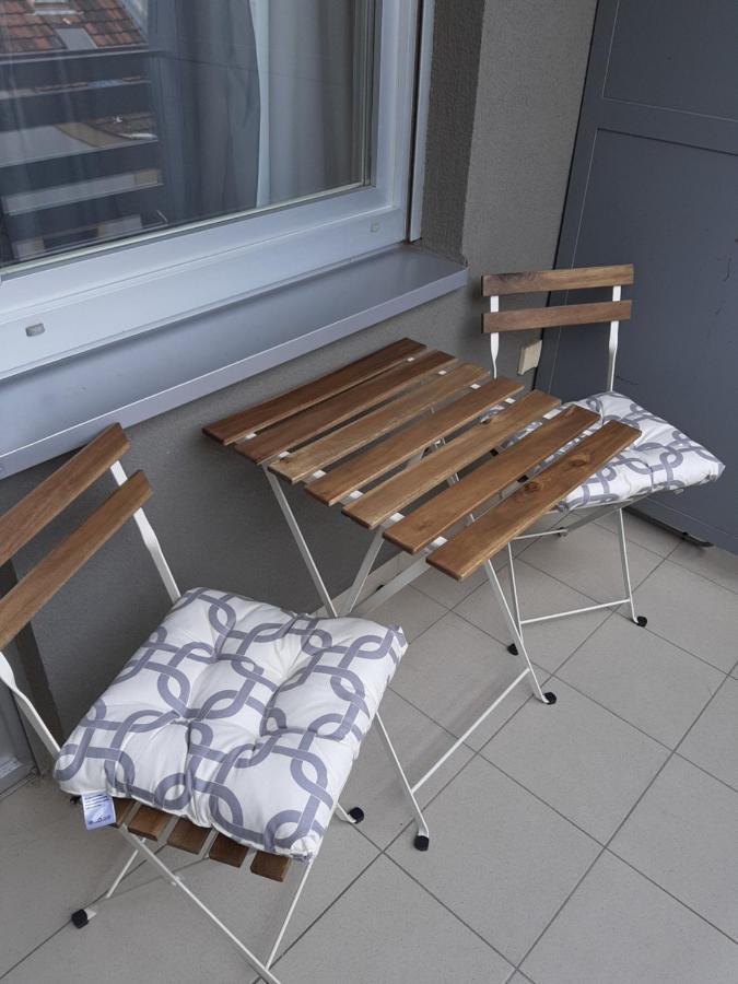 Apartment Sunflower021 Novi Sad Bagian luar foto