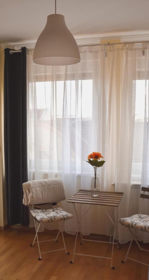 Apartment Sunflower021 Novi Sad Bagian luar foto
