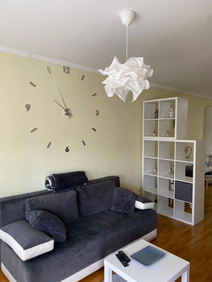 Apartment Sunflower021 Novi Sad Bagian luar foto